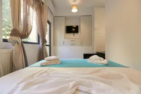 Stanford Aparthotel - Room