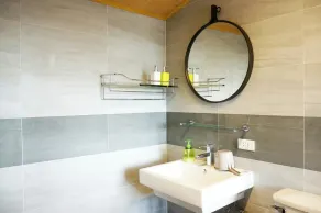 Hillside Plot Inn - Bathroom