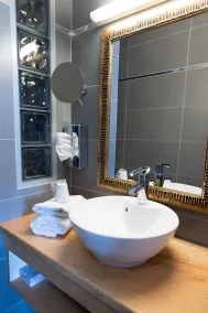 Brit Hotel Confort Saint-Lô - Badeværelse