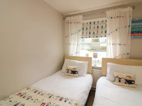 Sunnyhaven - Rom