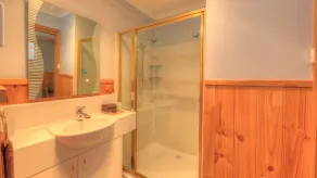 Derwent Bridge Chalets & Studios - Banheiro