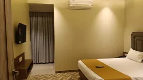 Hotel Regency - Room
