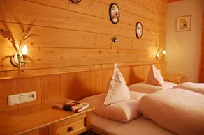 Appartamento adatto alle famiglie con sauna, giardino e terrazza - Camera