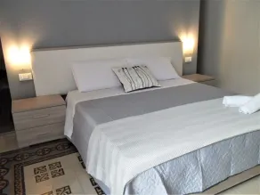 Le vie del Centro - Room