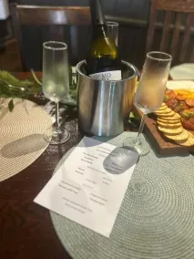 The Castle Tavern Pub & Guest Rooms - Restaurant