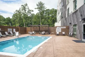 Courtyard by Marriott Charleston-North Charleston - Piscine