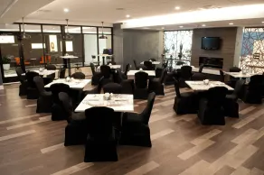 Crowne Plaza Hotel and Suites Pittsburgh South by IHG - Restaurant