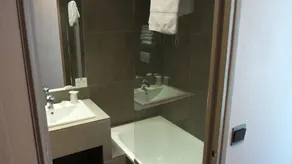 Hotel Des Arenes - Bathroom