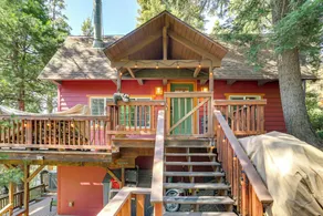 3 Mi to Lake Arrowhead Village: Dog-friendly Cabin - Innenbereich