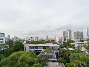 Oakwood Residence Sukhumvit Thonglor Bangkok - Vue de la chambre