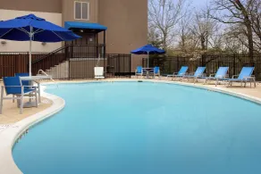 Holiday Inn Express & Suites College Park - University Area by IHG - Piscina