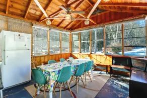 Year-round Fun on Lake Sheridan! Home w/ Patio - Interiør