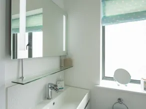 3 Ocean Reach - Bad