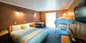 Kookaburra Motor Lodge - Chambre