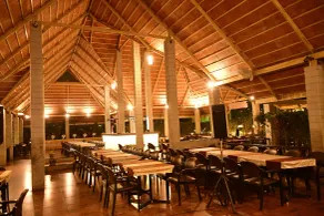 Nijaguna Resorts - Servicio de comidas en la habitación
