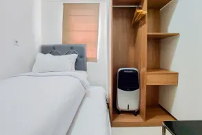Comfort and Modern Look 2BR Loftvilles City Apartment By Travelio - Zimmer