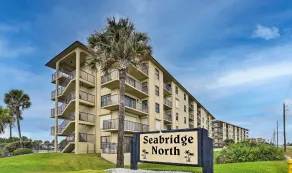 Ormond Beach Ocean-View Condo w/ Private Balcony! - Intérieur