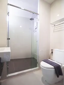 Clover Hotel Hatyai - Salle de bain