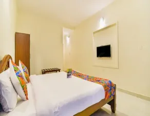 FabHotel Vinu Valley Resorts - Rum