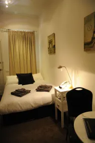 Norwood House Motel & Receptions - Room