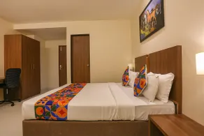 Fabhotel Royal International - Room