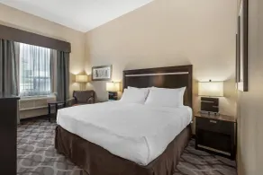 Best Western Plus Travel Hotel Toronto Airport - Værelse