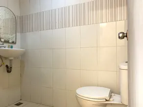 Hotel O Wisma Phinisi Syariah Near Mall of Pinrang Sejahtera - Badeværelse