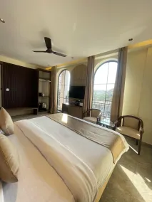 HOTEL HRISHIKESH HIGH - Room