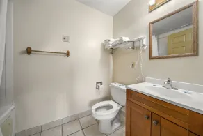 Thumb Heritage Inn - Badezimmer