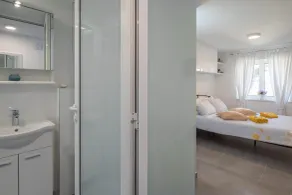 Split Center Suites - Room