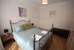 Deane House - Camera