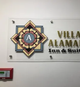 Villa Alamari Inn and Suites - Reception