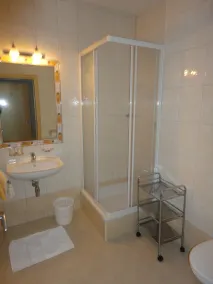 Hotel Pettneuerhof - Badezimmer