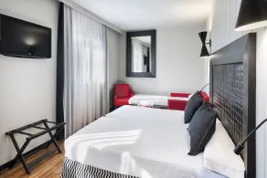 Salles Hotel Aeroport de Girona - Værelse