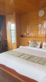 Mashobra Heights Hotel by Shalidrishya - Habitación