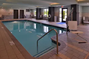 Holiday Inn Express and Suites Bryant - Benton Area by IHG - Piscine