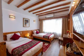 Mera Peak Hotel - Zimmer