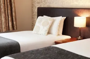 Hunters Hall Inn by Greene King Inns - Room