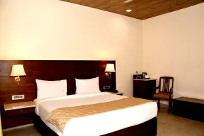 Mastiff Villa Camellia by OTHPL - Room