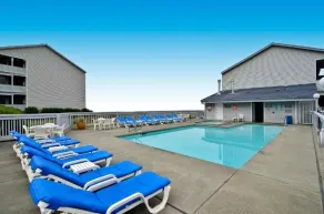 Beachfront Inn - Basseng
