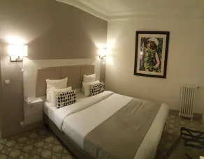 Grand Hôtel Des Gobelins - Room