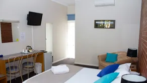 Mansfield Travellers Lodge - Room