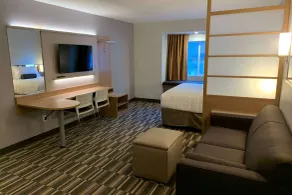 Microtel Inn & Suites by Wyndham Georgetown Lake - Zimmer