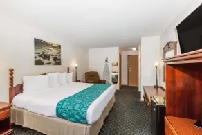 Howard Johnson by Wyndham Wichita Airport - Værelse