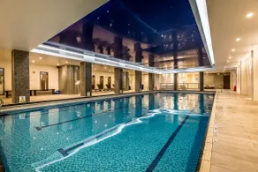 Holiday Inn London Kensington High St. by IHG - Piscina