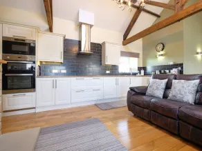 Grove Cottage - Interior