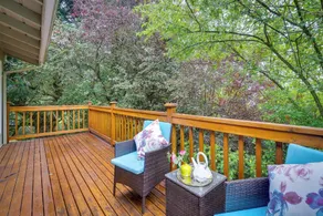 Private Deck & Ample Space! Lake Forest Park Home - Interiør
