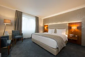 Hotel Oranien Wiesbaden - Chambre
