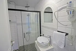 Otel Meryem Ana Bozcaada - Bathroom