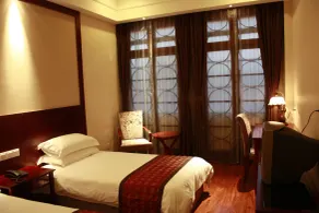 Seventh Heaven Hotel - Room